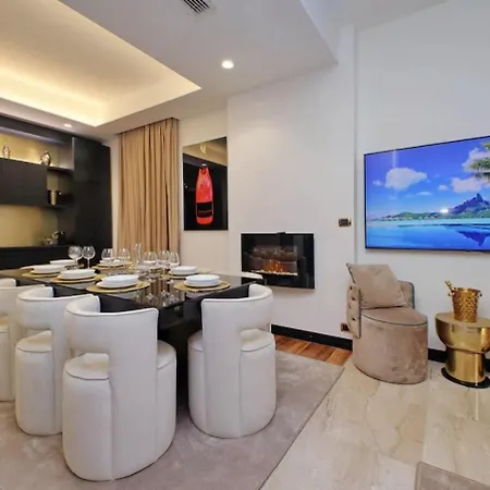 Duomo Luxury Design 公寓 *