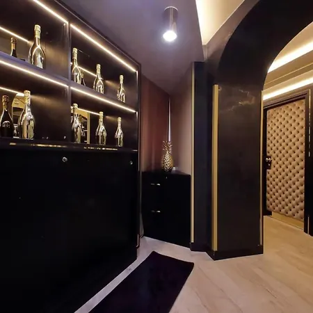 公寓 Duomo Luxury Design *